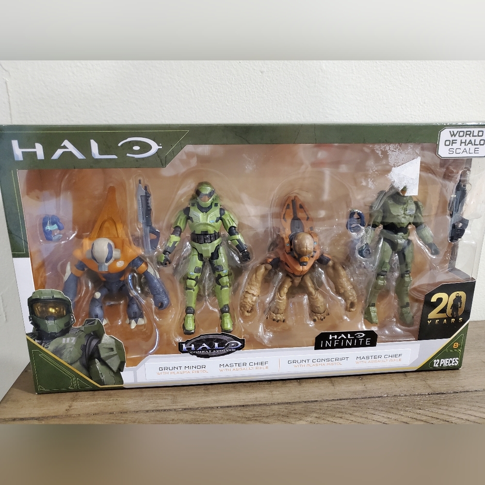 Halo World Of Halo Scale- Combat Evolved & Infinite 12 Piece Action Figure Set